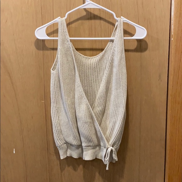 Crocheted tank top - Picture 2 of 3